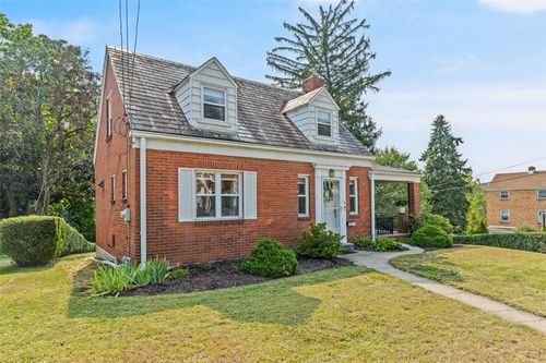 115 Kaufmann Ave, Brentwood, PA, 15227-2732 | Card Image