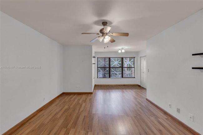 APT-1103 - 2736 University Dr, Condo with 1 bedrooms, 1 bathrooms and null parking in Davie FL | Image 11