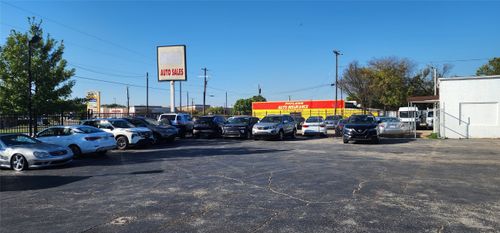 4427 W Jefferson Blvd, Dallas, TX, 75211-4624 | Card Image