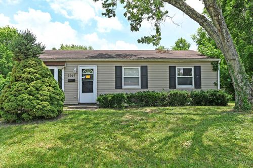 3207 Ainsworth Dr, Colerain Twp, OH, 45251-2111 | Card Image