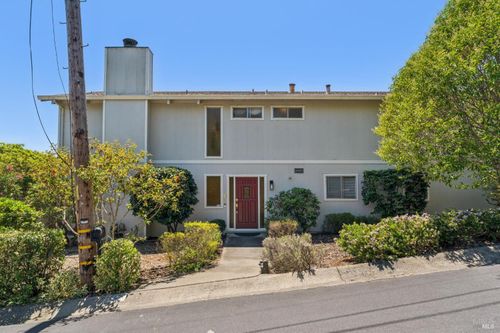 1 Bay Vista Ct, Mill Valley, CA, 94941-1603 | Card Image