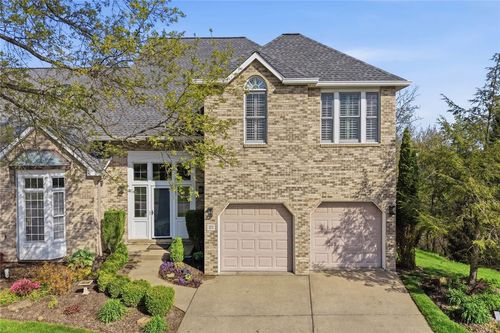 123 Sebago Lake Dr, Sewickley, PA, 15143-9374 | Card Image