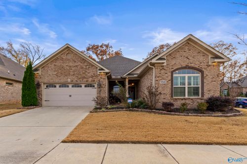 9500 Abington Cove Blvd, Madison, AL, 35757-7697 | Card Image