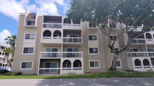 b-215-7705 Camino Real, Miami, FL, 33143-7163 | Card Image