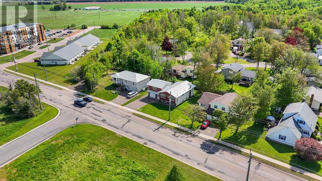 521 Macewen Rd, House other with 6 bedrooms, 2 bathrooms and null parking in Summerside PE | Image 8