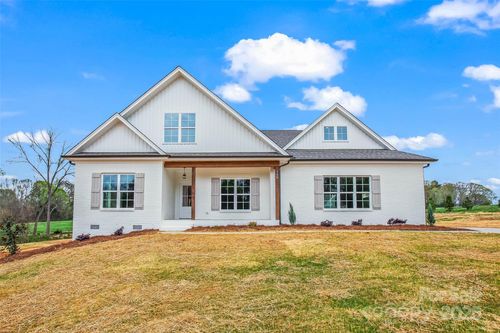 7-148 Beauchamp Oaks Ct, Advance, NC, 27006-8011 | Card Image