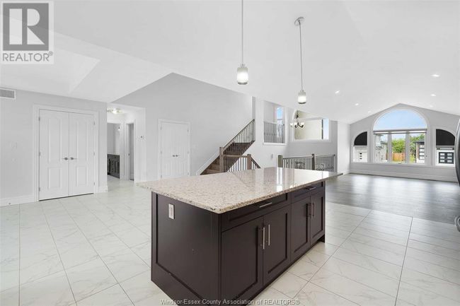 23 Noble Crt, House other with 5 bedrooms, 3 bathrooms and null parking in Amherstburg ON | Image 11