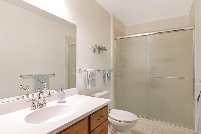 MAIN BATH | Image 32