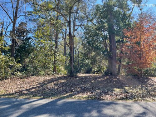 No La Cala St, Ocean Springs, MS, 39564 | Card Image