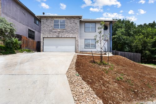 7705 Autumn Blf, San Antonio, TX, 78240-3565 | Card Image