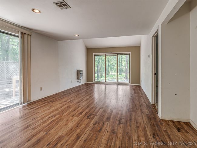912 Summit Ridge Ct, House other with 2 bedrooms, 2 bathrooms and null parking in Tahlequah OK | Image 10