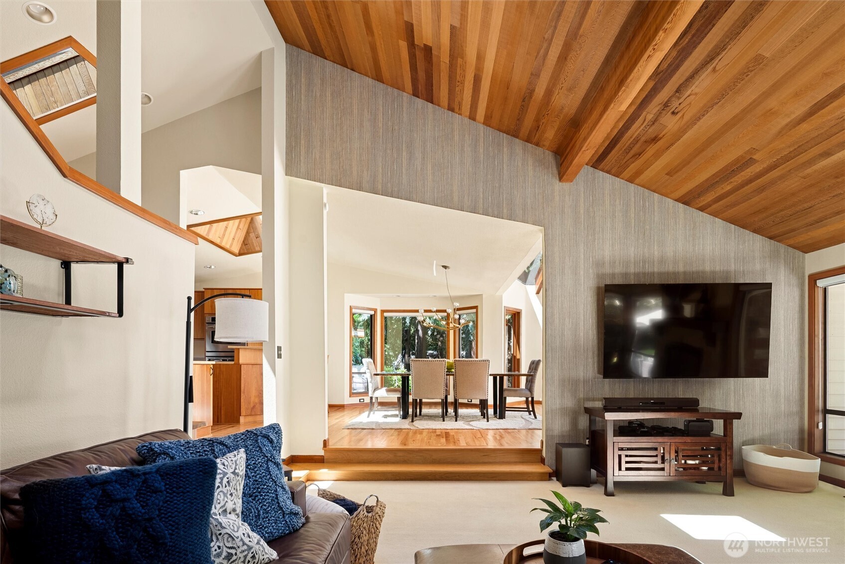 Residential in Carnation 2