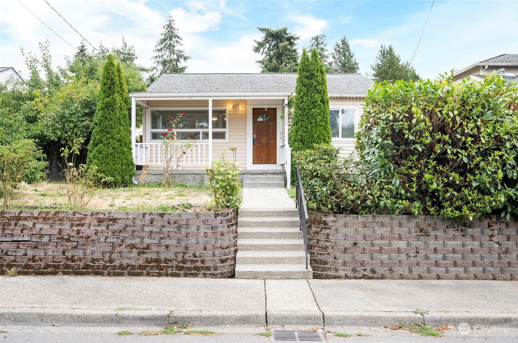 24th Ave, Seatac, WA 98168