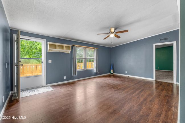 107 Indian Cave Dr, House other with 4 bedrooms, 2 bathrooms and null parking in Richlands NC | Image 7