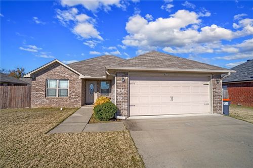 1617 9th St, Russellville, AR, 72802-2509 | Card Image