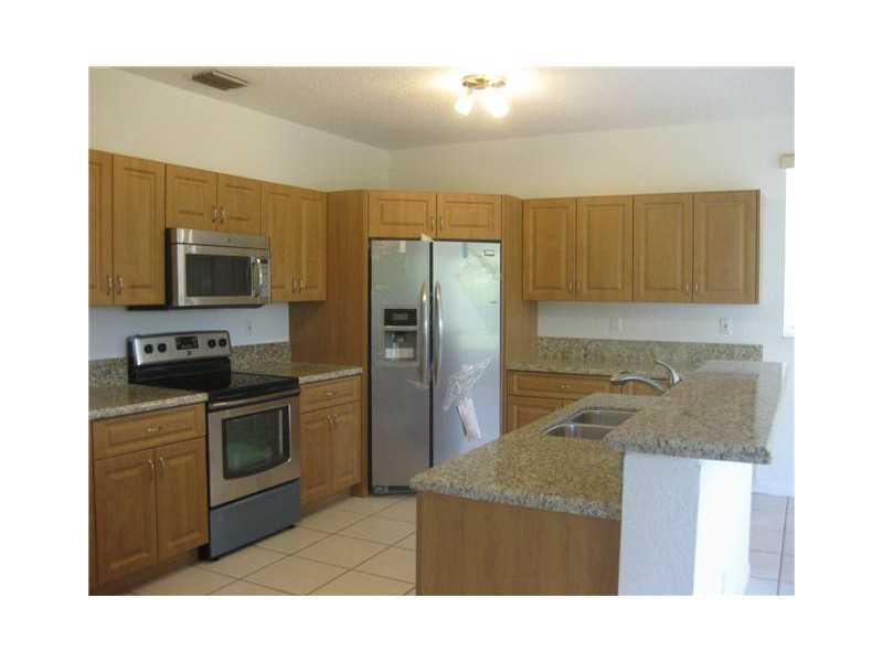 Residential Lease in Coconut Creek 3