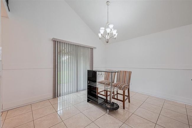 19906 Rising Star Dr, House other with 3 bedrooms, 2 bathrooms and 2 parking in Humble TX | Image 16