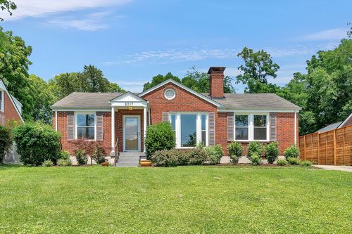 2017 Rosecliff Dr, Nashville, TN, 37206-1239 | Card Image