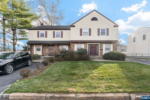 32 Davenport Ave, Tenafly, NJ, 07670-1522 | Card Image