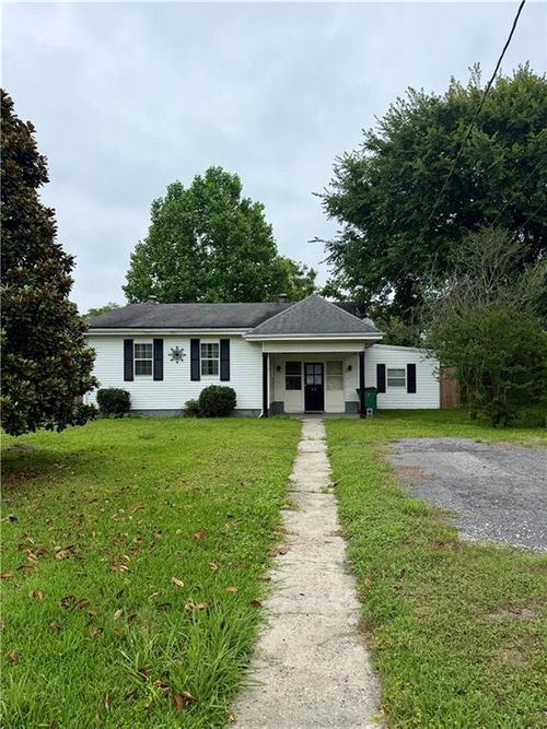 213 Transcontinental Dr, Metairie, LA, 70001-4447 | Card Image