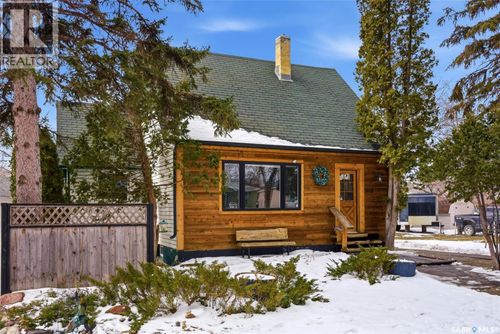 2612 Lindsay St, Regina, SK, S4N3E1 | Card Image