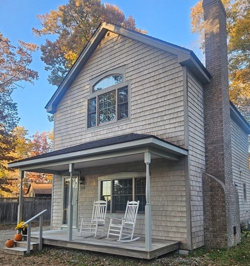 111 Drake Ln, East Brookfield, MA, 01515-1603 | Card Image