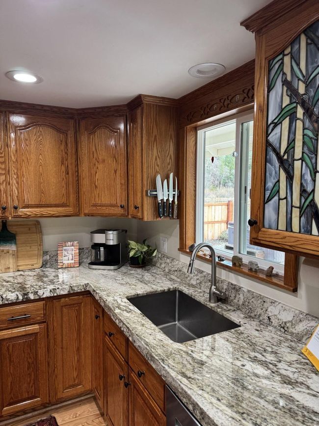 kitchen granite counters | Image 23