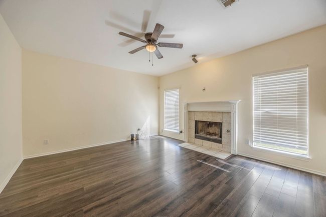 5936 Firethorn Dr, House other with 4 bedrooms, 3 bathrooms and null parking in Dallas TX | Image 11