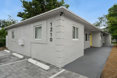 apt-4-1210 Nw 2nd St, Fort Lauderdale, FL, 33311-8910 | Card Image