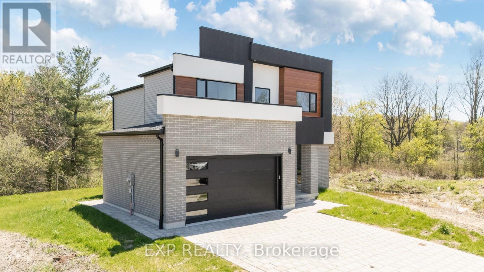 Residential in North Middlesex (Parkhill) 4