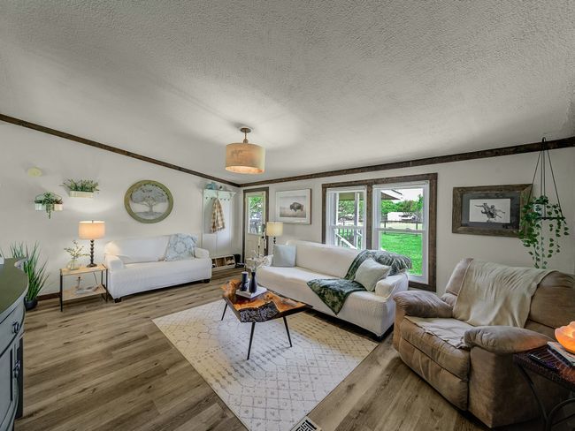 Living room, house two. | Image 24