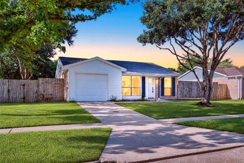 24114 Four Sixes Ln, Hockley, TX, 77447-9257 | Card Image