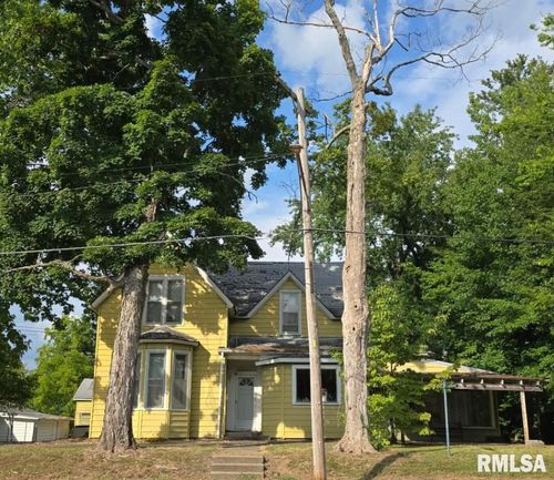 215 W Vienna St, Anna, IL, 62906-1022 | Card Image