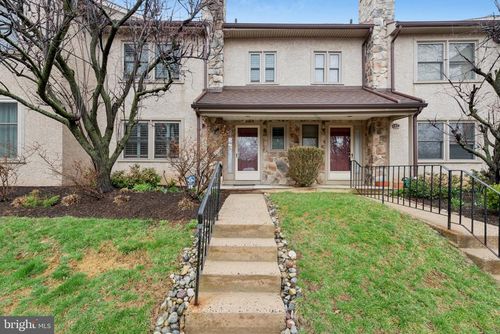 56 Woodstream Dr, CHESTERBROOK, PA, 19087-5875 | Card Image