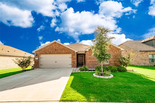 148 Cattlemans Creek Rd W, Newark, TX, 76071-3210 | Card Image