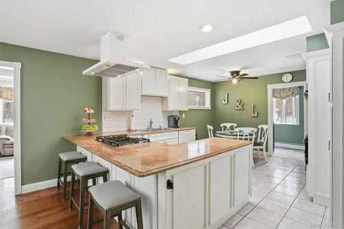 14 Tall Pines Dr, Hopewell Junction, NY, 12533-5259 | Card Image