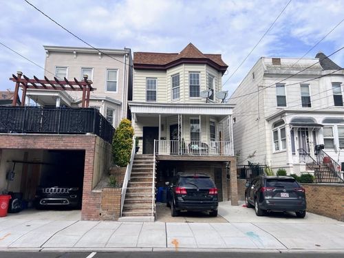 2-618 16th St, Union City, NJ, 07087-3231 | Card Image