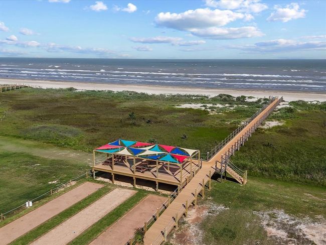 5411 Blue Water Hwy, House other with 6 bedrooms, 8 bathrooms and 2 parking in Freeport TX | Image 12