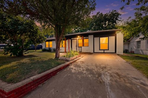 1918 Proctor Dr, Grand Prairie, TX, 75051-3710 | Card Image