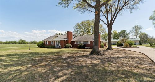 49801 E 100 Rd, Miami, OK, 74354-6019 | Card Image