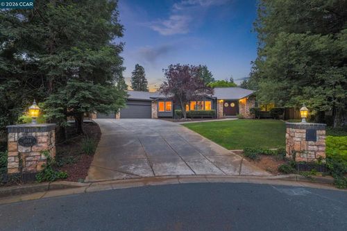 1016 Pine Hollow Ct, Clayton, CA, 94517-1149 | Card Image