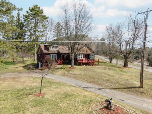 645 Hunter St E, Iron River, MI, 49935 | Card Image