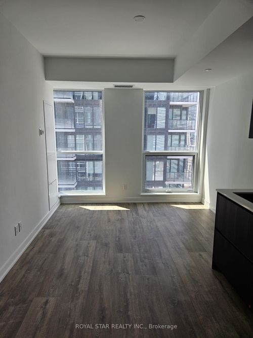 2205-327 King St W, Toronto, ON, M5V0W7 | Card Image