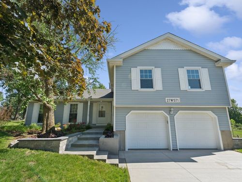 27W571 Ridgeview St, West Chicago, IL, 60185-1513 | Card Image