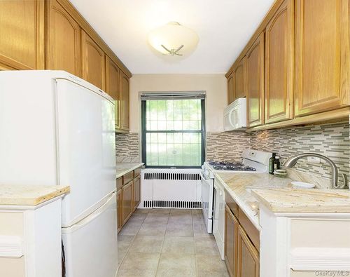 2j-3017 Riverdale Avenue, New York, NY, 10463 | Card Image