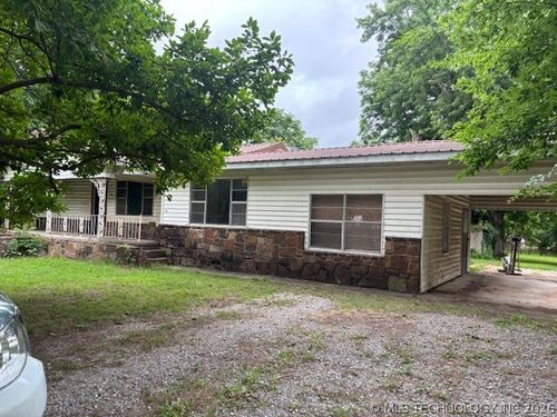 106 S Stand Watie Boulevard, Webbers Falls, OK, 74470 | Card Image