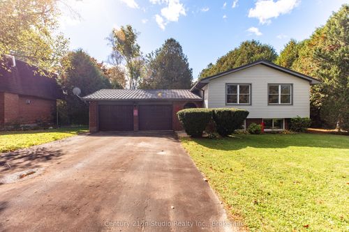 104 Glenwood Pl, Markdale, ON, N0C1H0 | Card Image