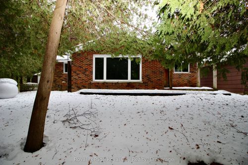 4616 6 Highway, Northern Bruce Peninsula, ON, N0H1Z0 | Card Image