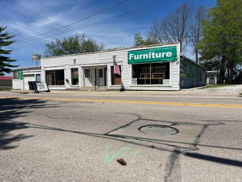 306 W Main St, Mount Summit, IN, 47361 | Card Image