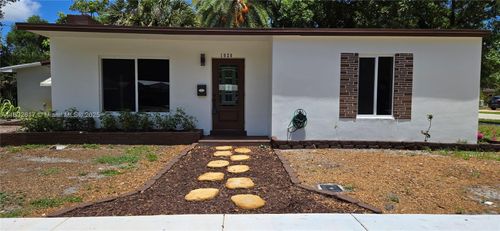 1020 Sw 19th Ave, Fort Lauderdale, FL, 33312-3316 | Card Image